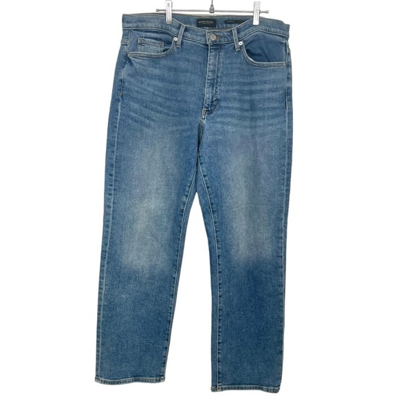 Banana Republic Mid Rise Straight Relaxed Fit Denim Jeans Women’s 31 Long - Picture 2 of 12